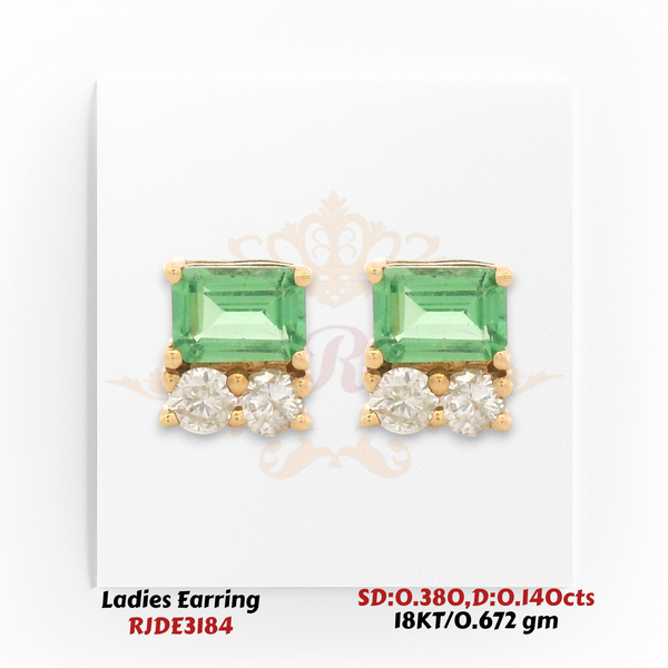 18KT Gold Emerald & Diamond Stud Earrings – 0.380 cts Emerald, 0.140 cts Diamond – 0.672 gm (RJDE3184)
